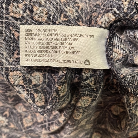 Xhilaration 3/4 sleeve cropped top size XXL - Picture 8 of 9